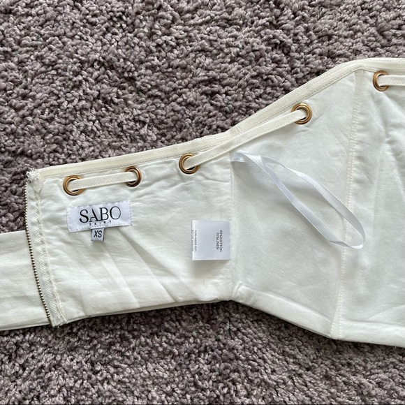 Sabo Skirt Sleeveless White Top - Picture 8 of 12